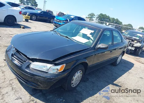 1997 Toyota Camry Le from USA, damaged, VIN 4T1BG22K8VU065740